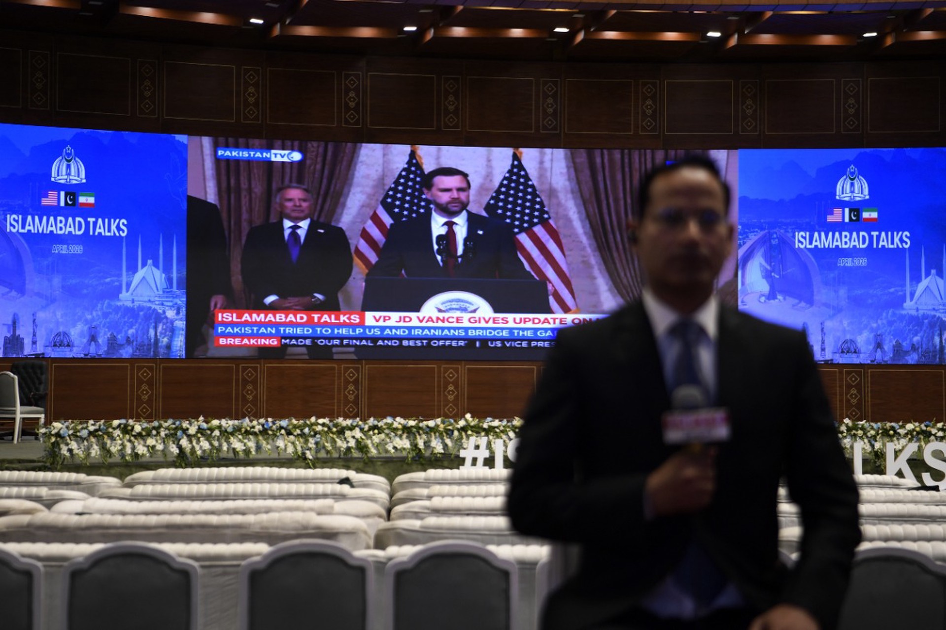 «Трамп в рабстве»: США не вывезли переговоры с Ираном, но Путин показал позицию силы