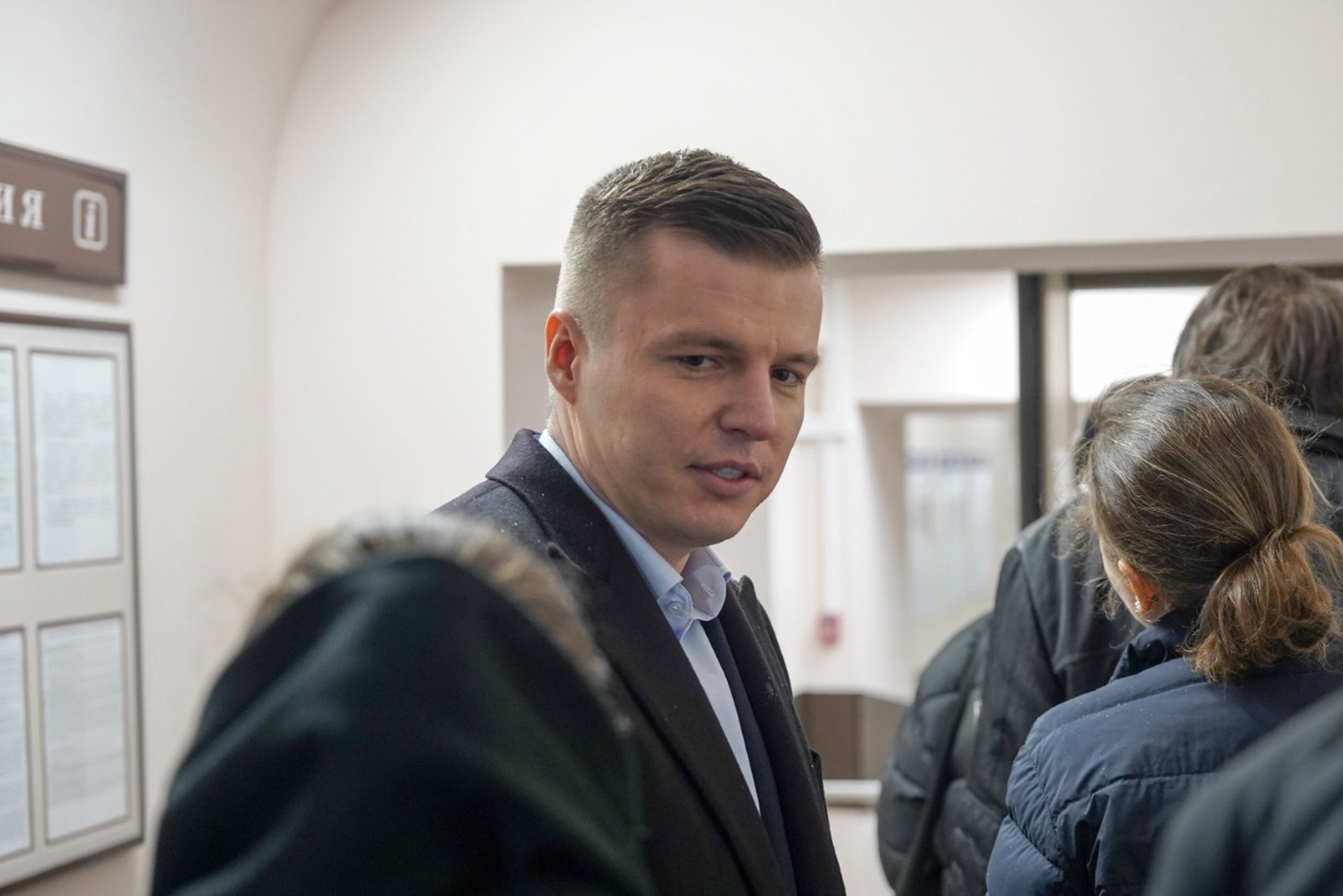 «Отцы рядом» возмутились приговором Чекалину и потребовали отсрочки наказания для мужчин с детьми