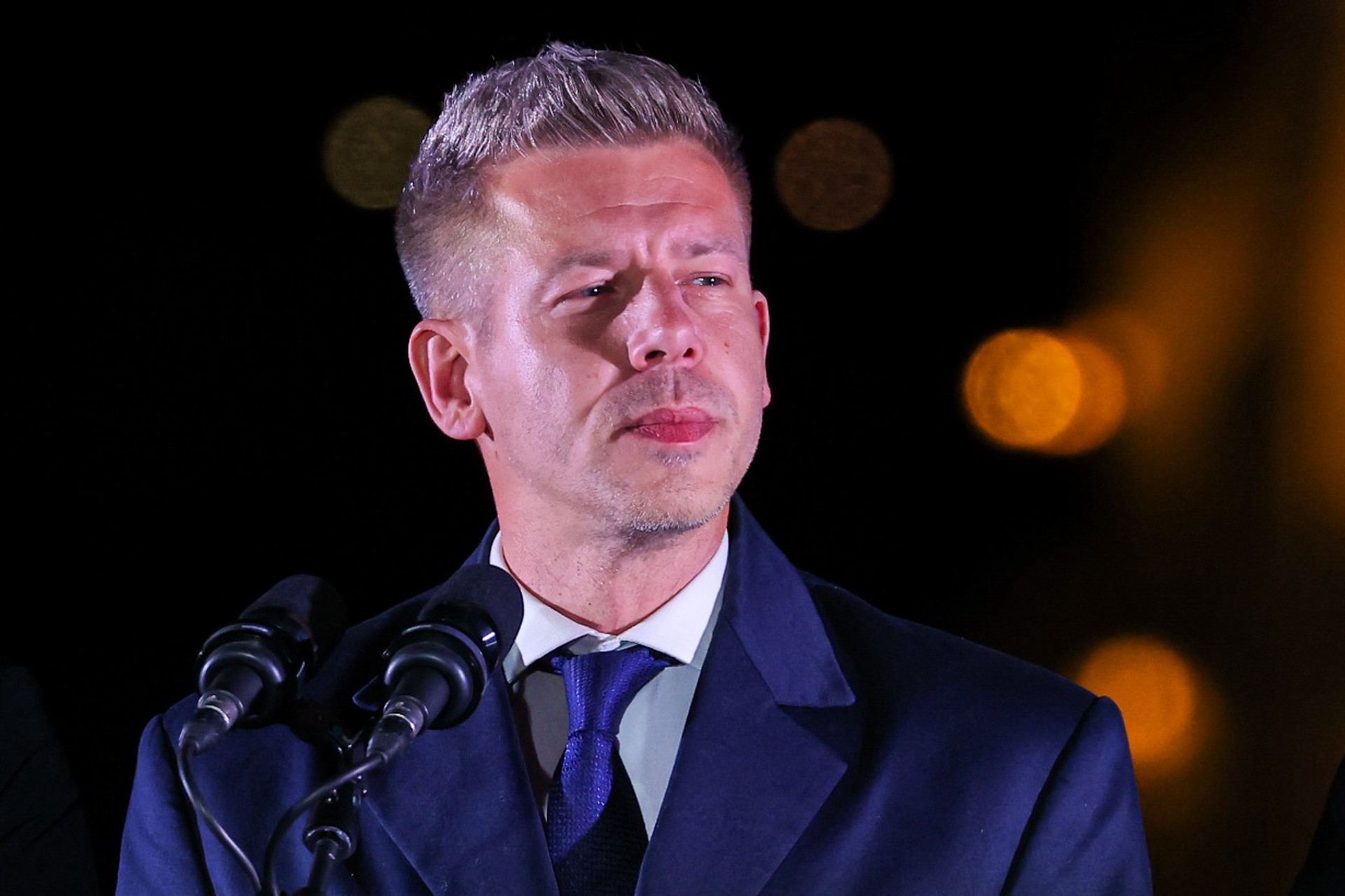 Украина запаниковала из-за желания нового лидера Венгрии говорить с Россией