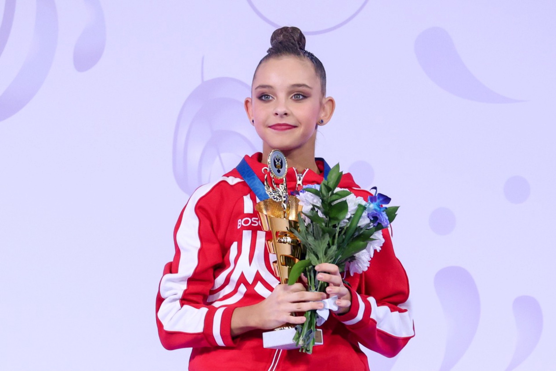 Российской гимнастке грозит лишение статуса за отказ слушать гимн Украины