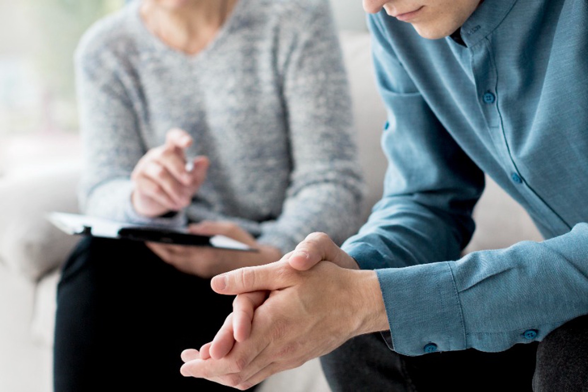 Психолог заявила о необходимости помощи для военкоров и блогеров