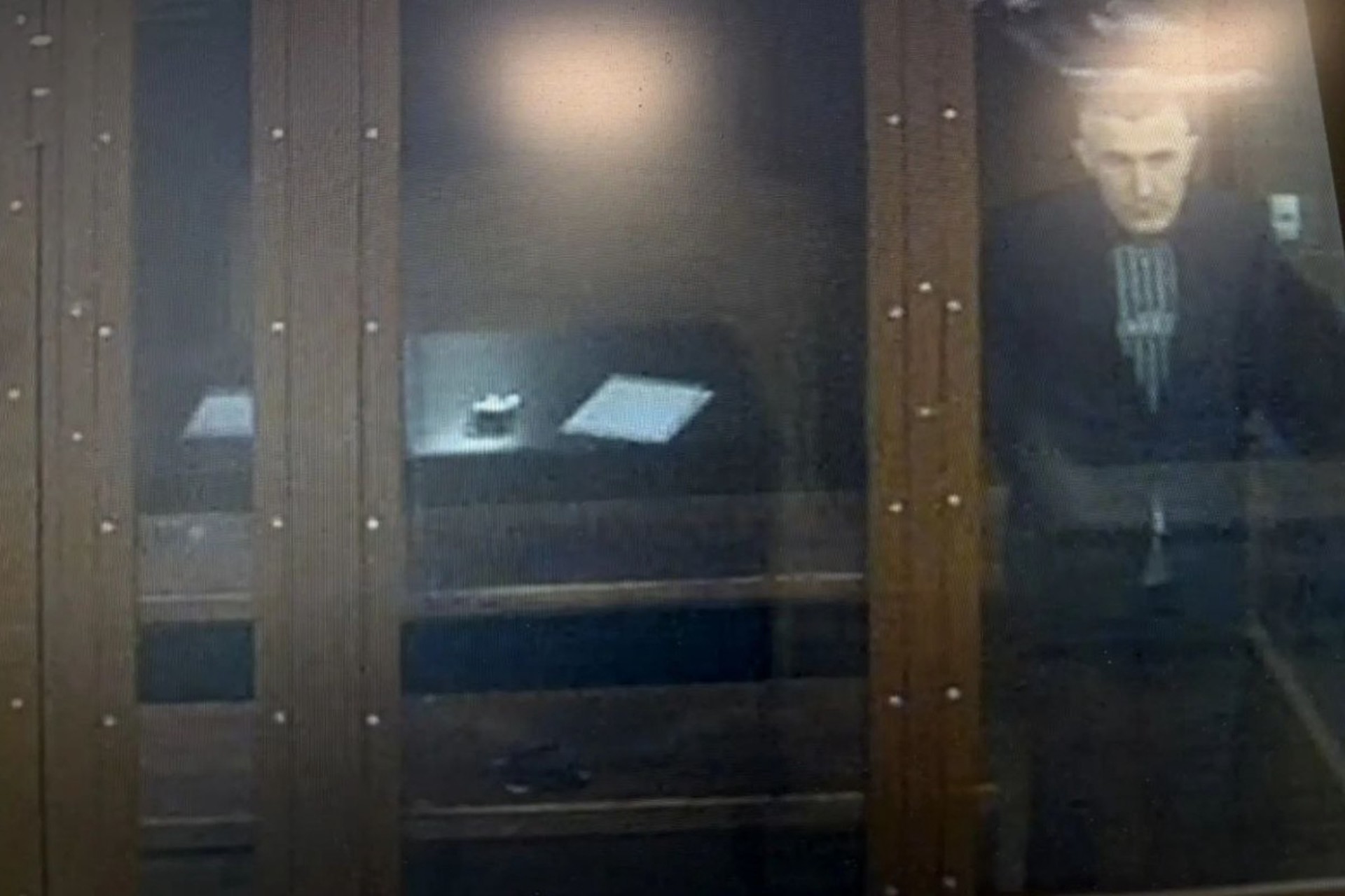 Замгендиректора МХАТа Гезеров проходит обвиняемым по делу Кехмана