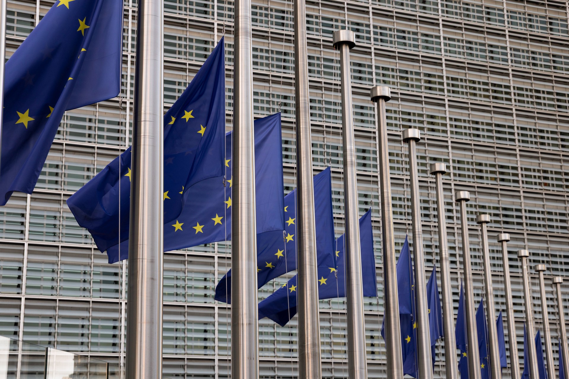 Послы ЕС утвердили €90 млрд Киеву и санкции против России