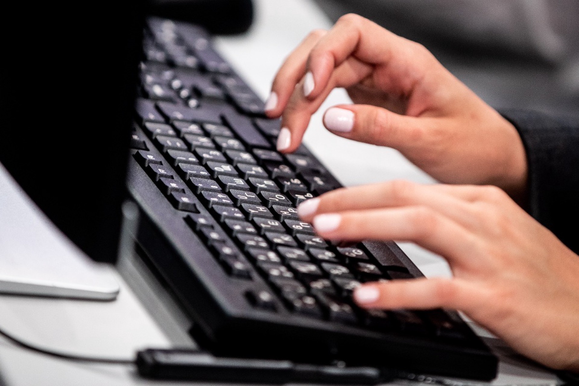 Украинская молодежь массово идет работать в мошеннические колл-центры