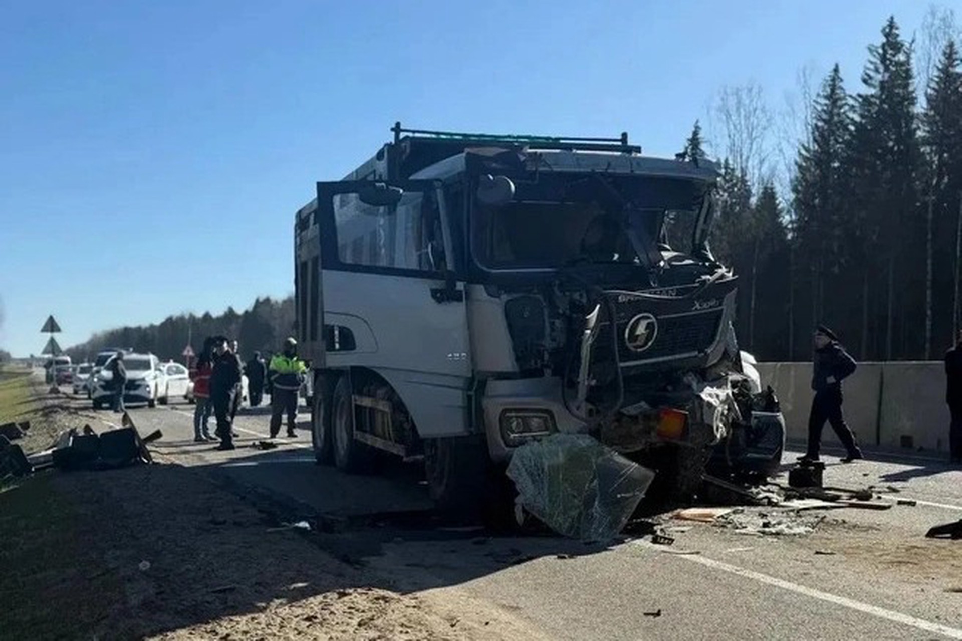 Девять человек пострадали в крупной аварии в российском регионе