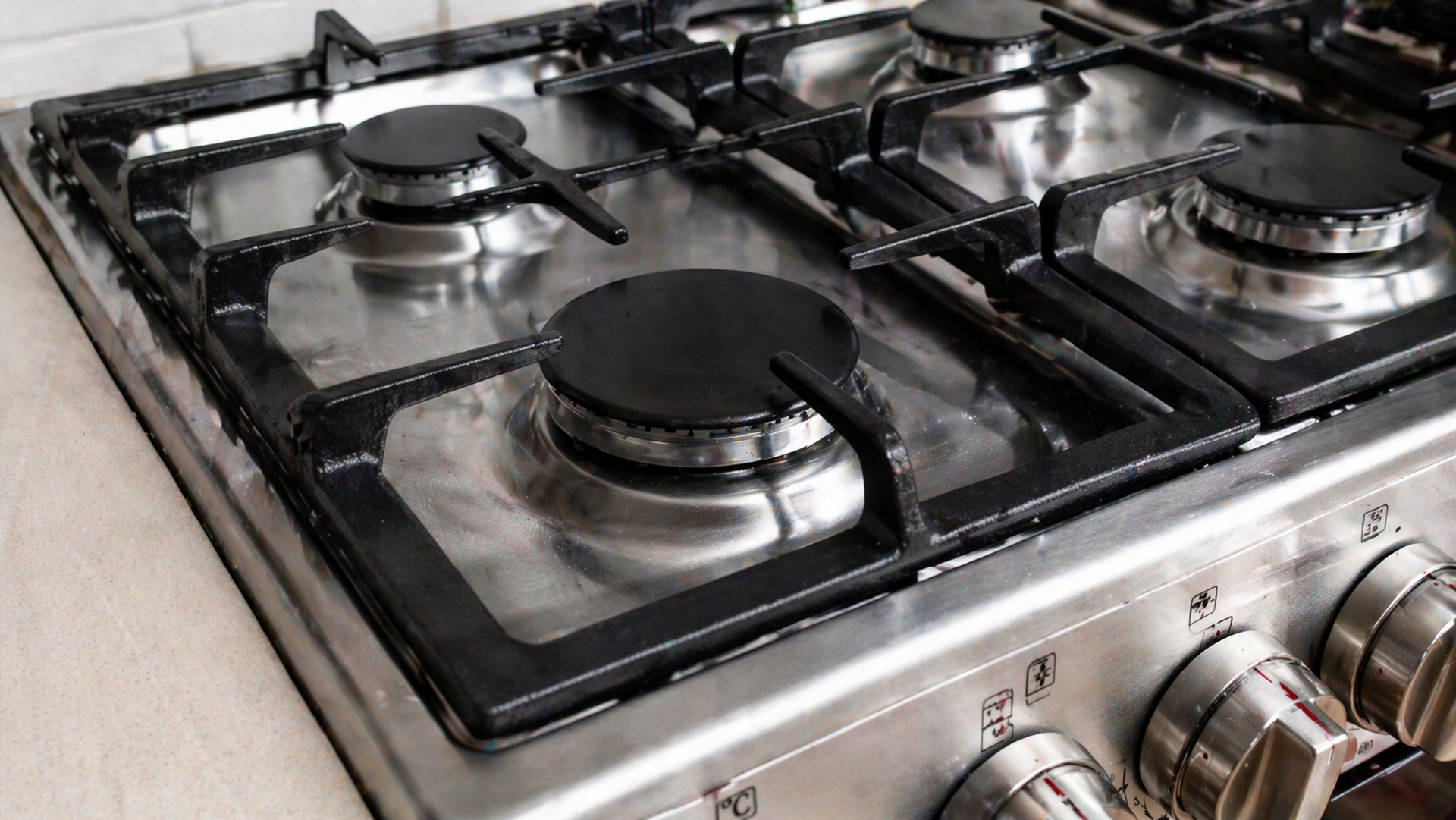 Россиянам рассказали, когда нужно менять газовую плиту