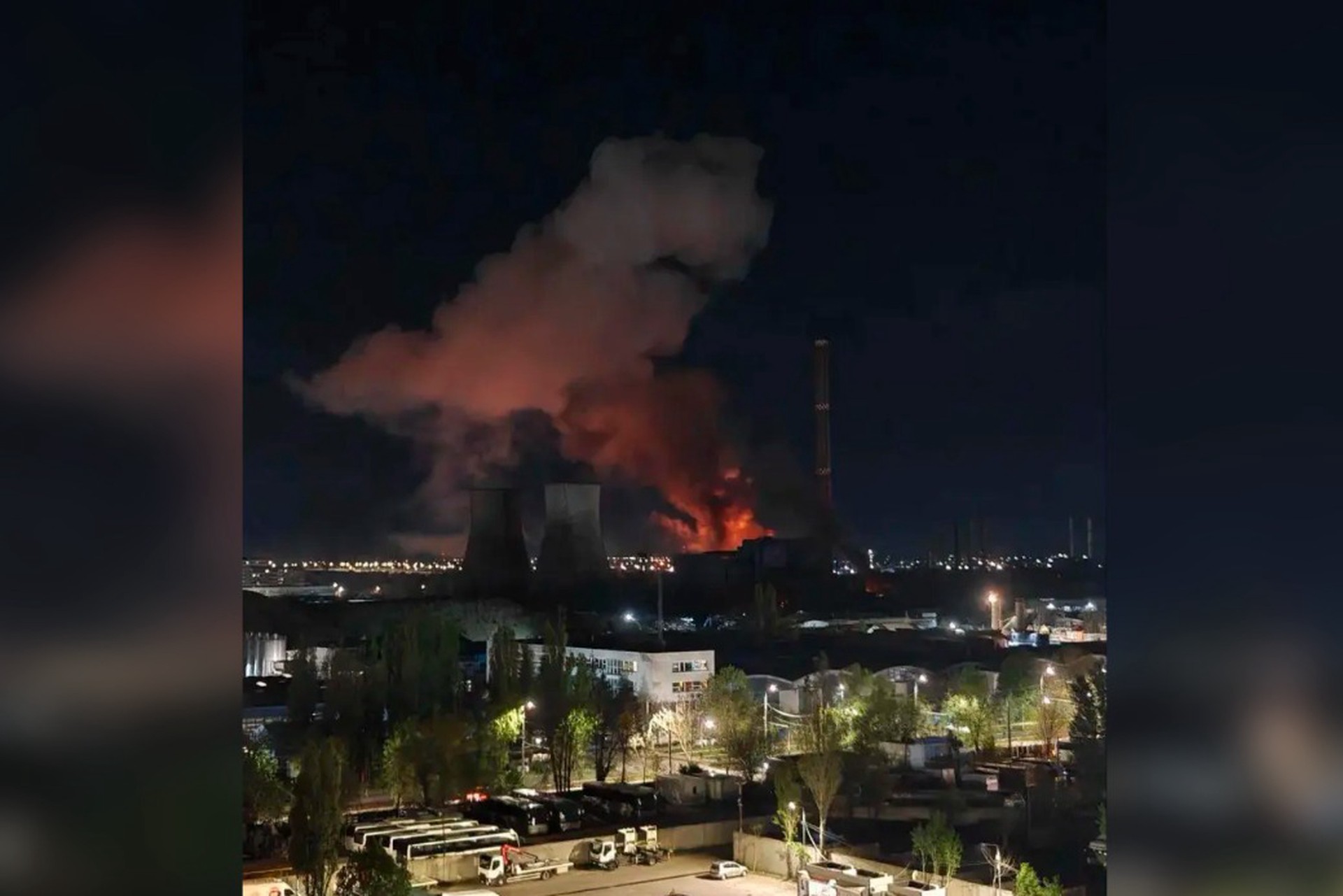 Мощный взрыв на ТЭЦ может оставить жителей Румынии без горячей воды на год