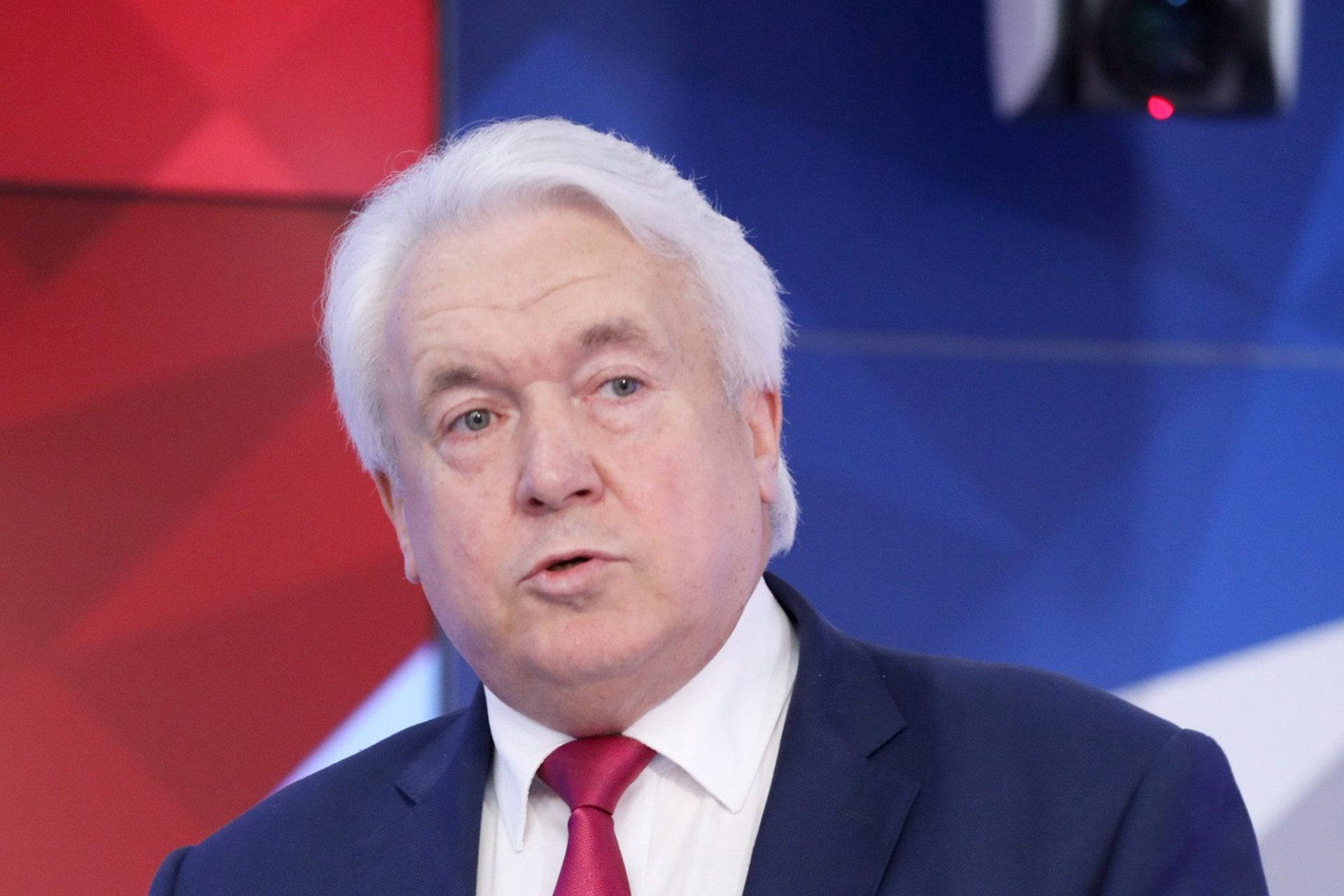 Экс-депутат Рады назвал сатанизмом* внедрение властями Украины ИИ в законотворчество