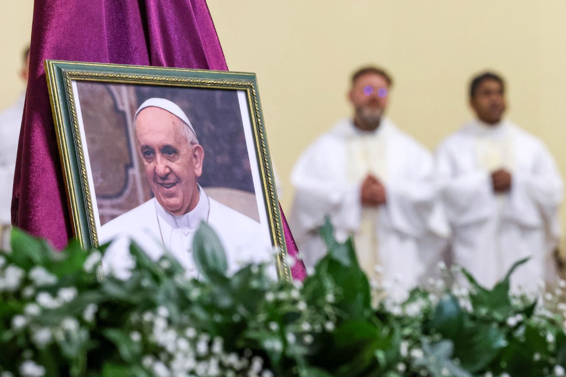 Курия не в сторонке: как изменилась Католическая церковь за год после смерти папы Франциска