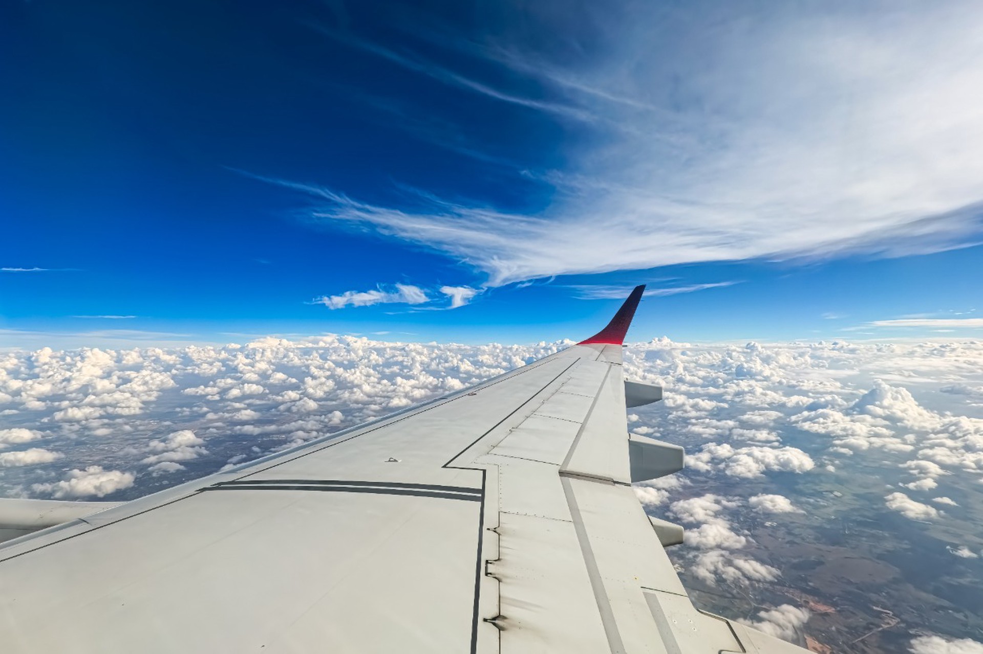 Самолет из Москвы в Тбилиси экстренно сел из-за пассажирки