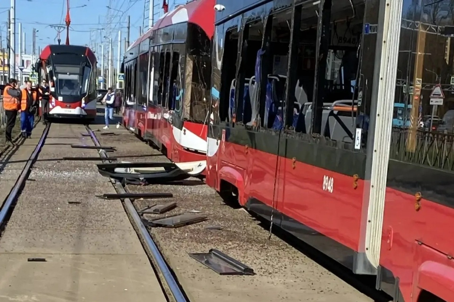 Устроивший ДТП с трамваями в Петергофе водитель был трезв