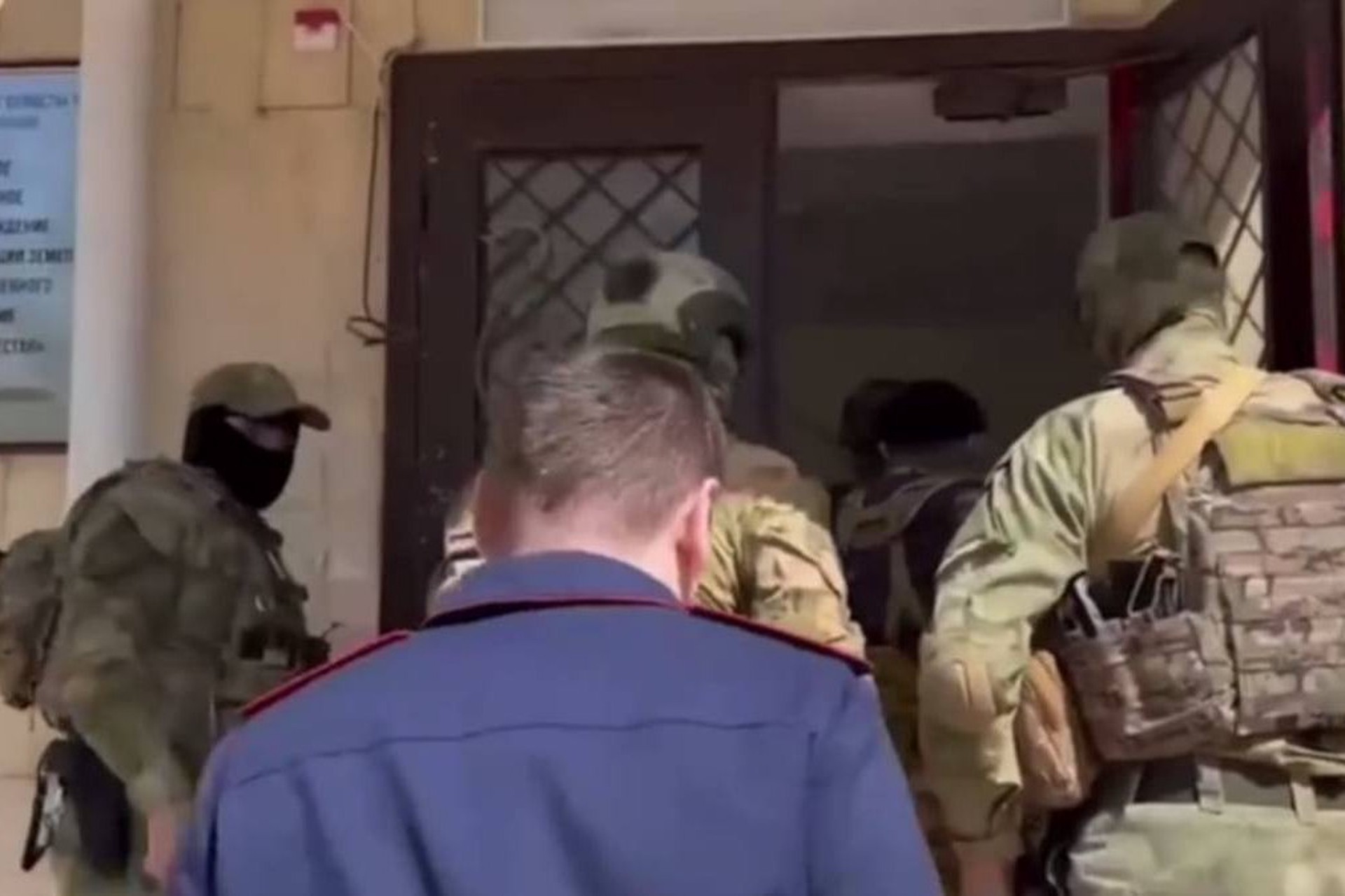 В Минприроды Дагестана прошли обыски после масштабного наводнения