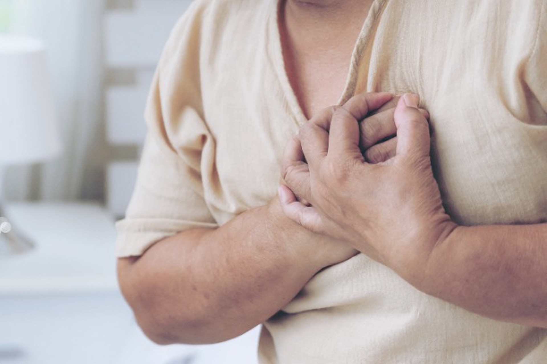 Кардиологи назвали подрывающие сердце вредные привычки