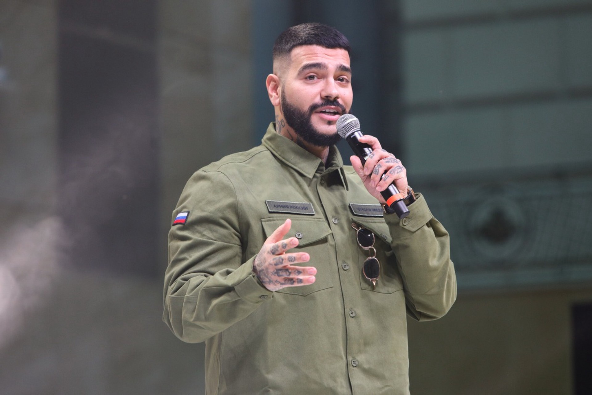 За Крым, СВО и президента: рэпера Тимати включили в список российских пропагандистов