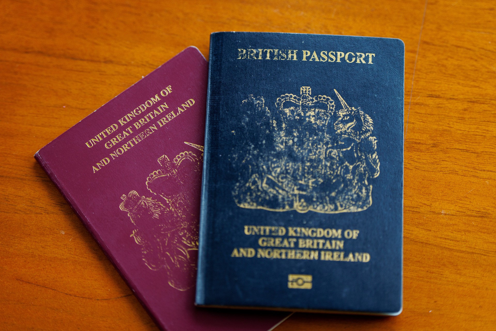 На Западе осудили Лондон за лишение паспорта британца, влюбленного в Россию