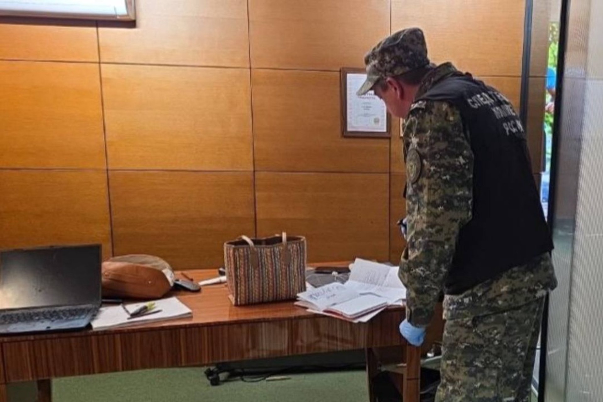 Женщину зарезали в Москве, преступника ищут