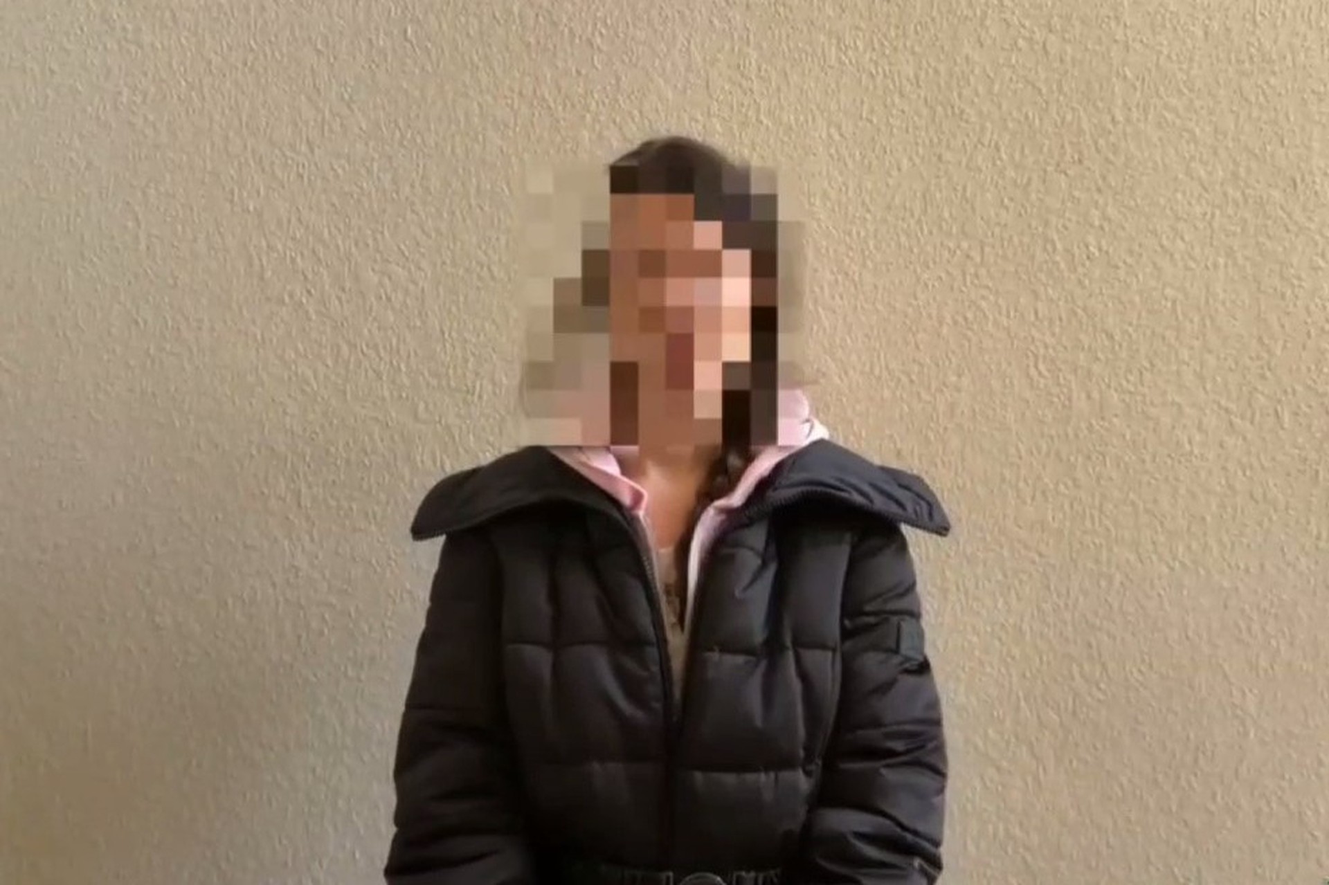 Танец обернулся статьей: за что задержали двух сестер в Ростове-на-Дону