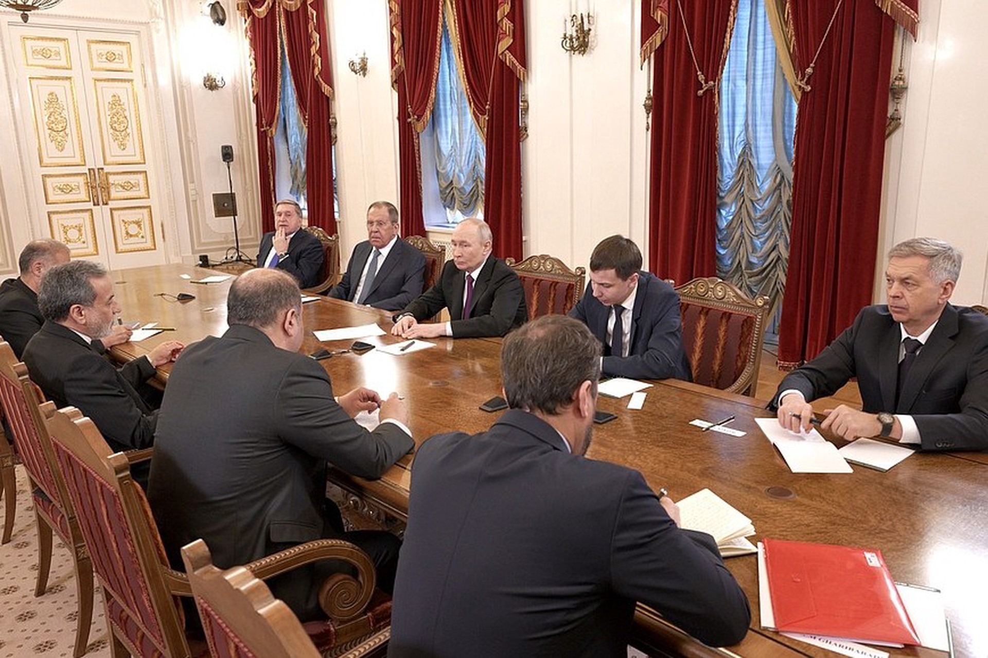 Россия может связаться с США после встречи с иранскими дипломатами