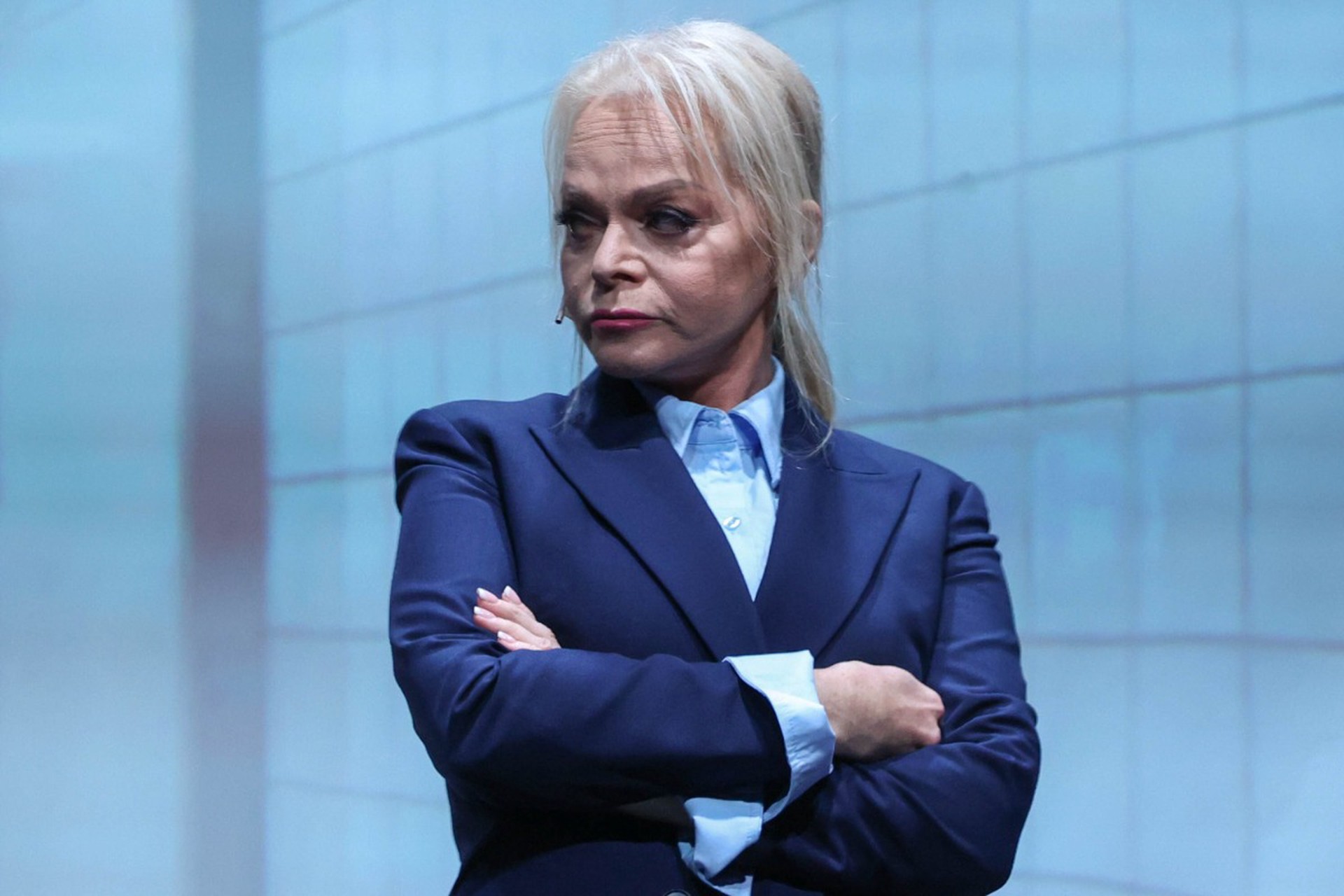 Долина пропустила светское мероприятие из-за болезни