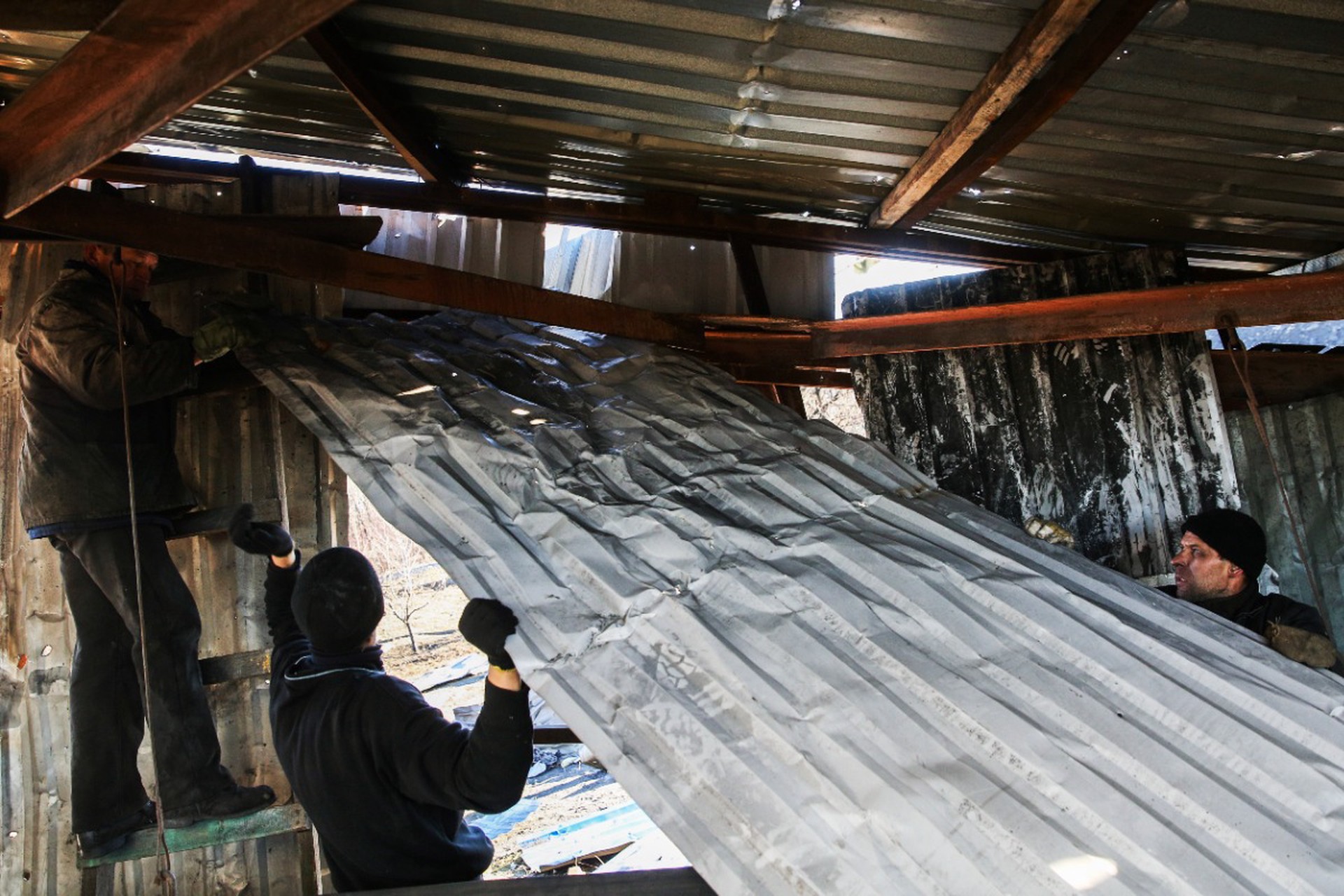 Киевский режим организует трудовые лагеря для мирных граждан