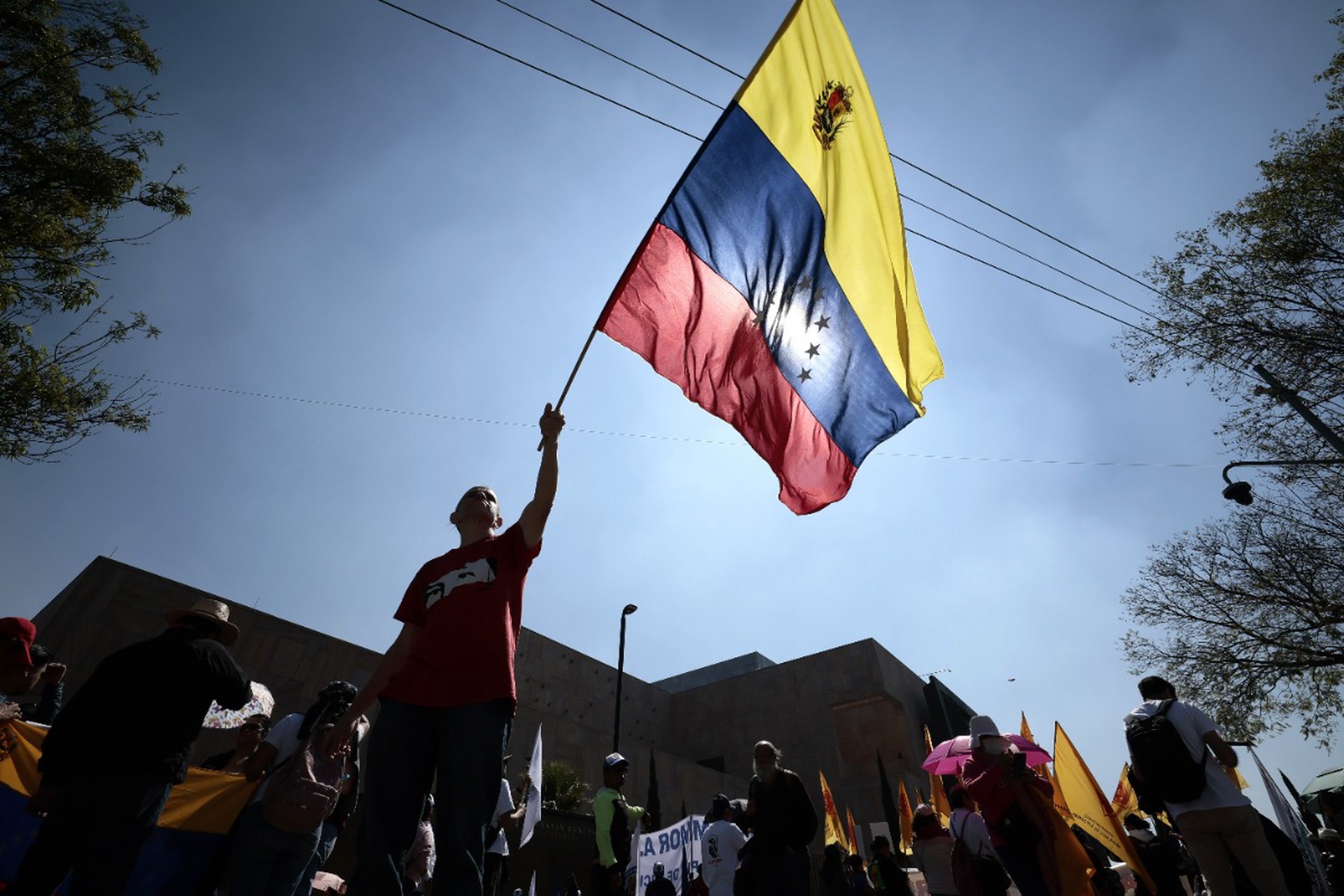 Венесуэла может выйти из ОПЕК по команде Трампа