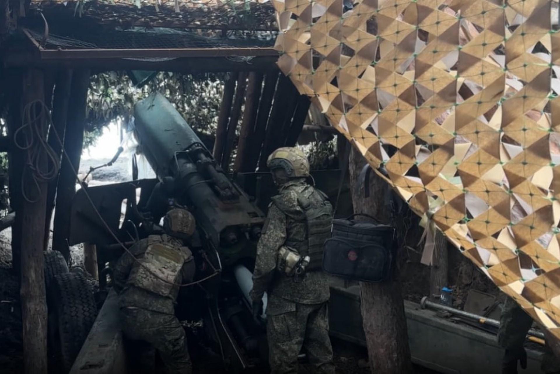 Российские военные освободили две Новодмитровки