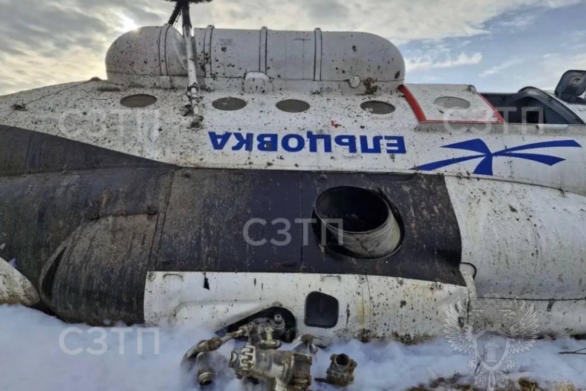 Вертолет совершил жесткую посадку в Коми, есть пострадавшие