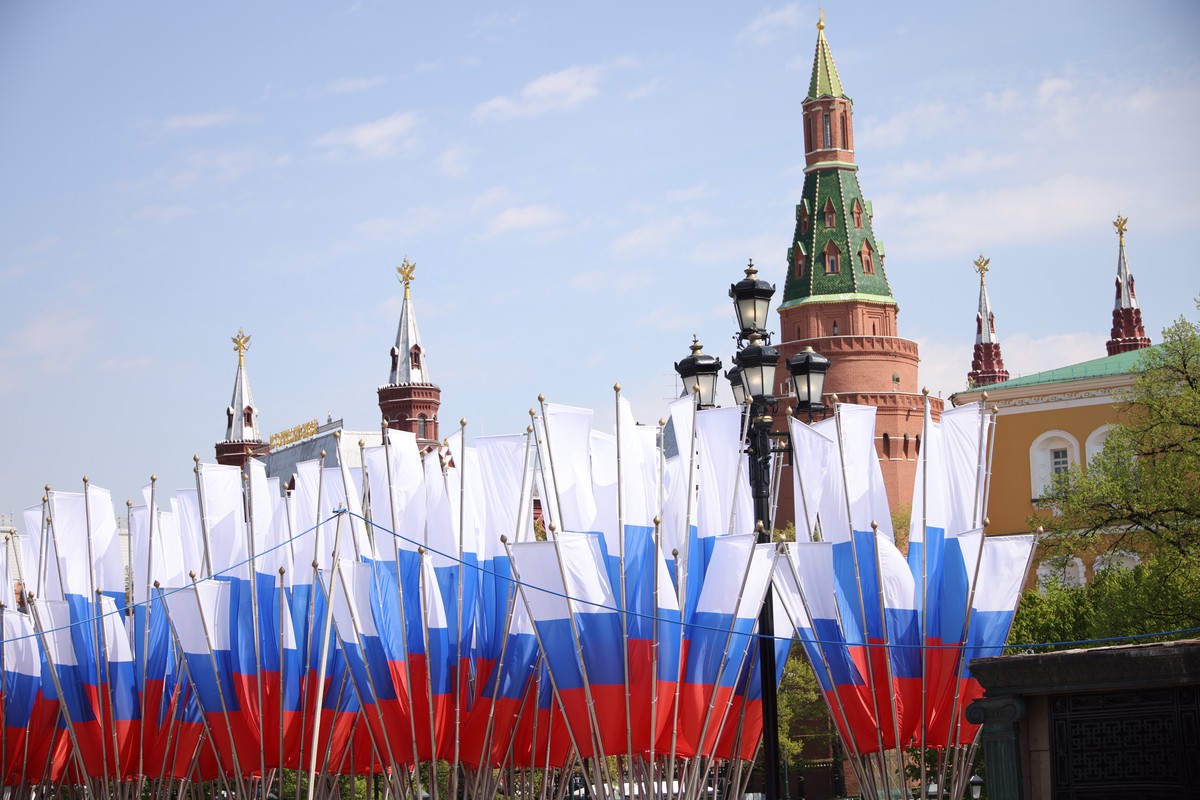 Парад Победы под слезы Запада: Пашинян предал Россию, Додик привел свиту. Кто приедет 9 мая в Москву