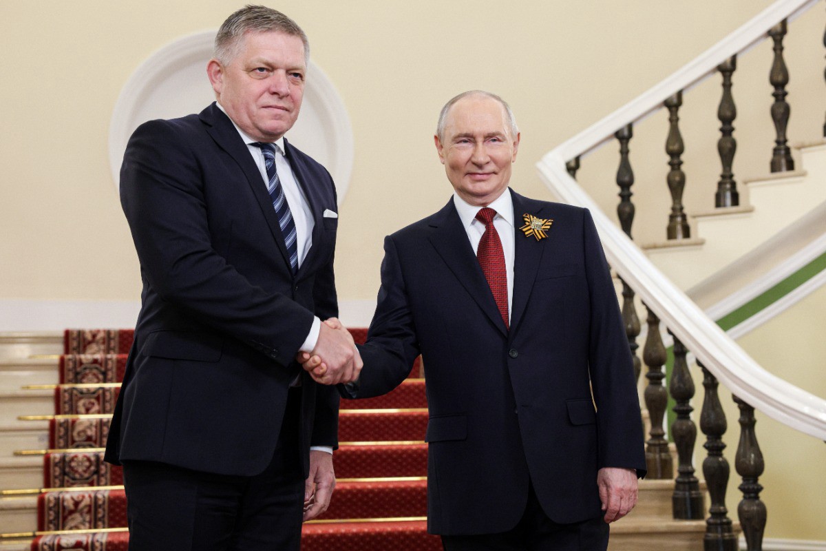 Путин пошутил про длительный перелет Фицо из Словакии до Москвы