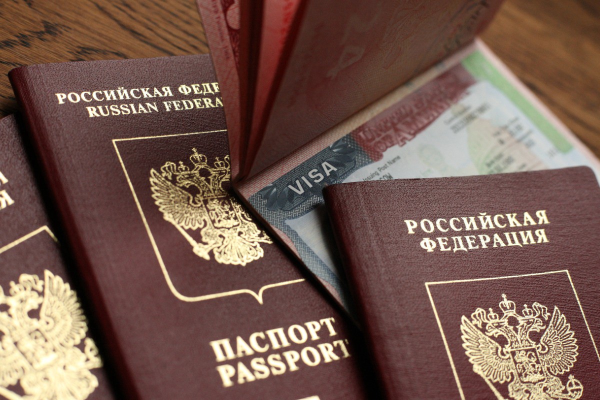 Европа отказалась запрещать визы для россиян