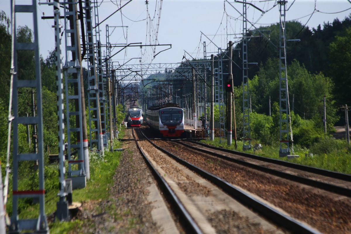 Электричка сошла с рельсов на железной дороге под Белгородом