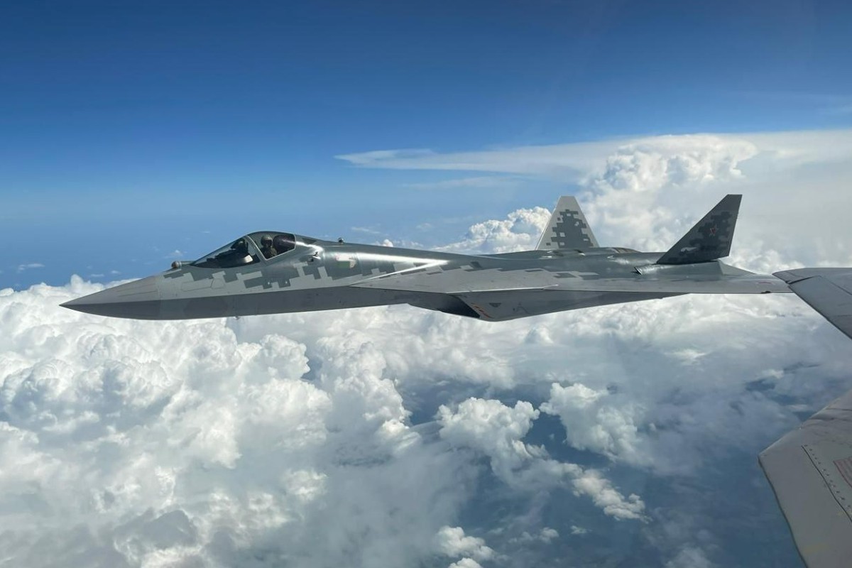 Украинцы жалуются на российский самолет-призрак Су-57