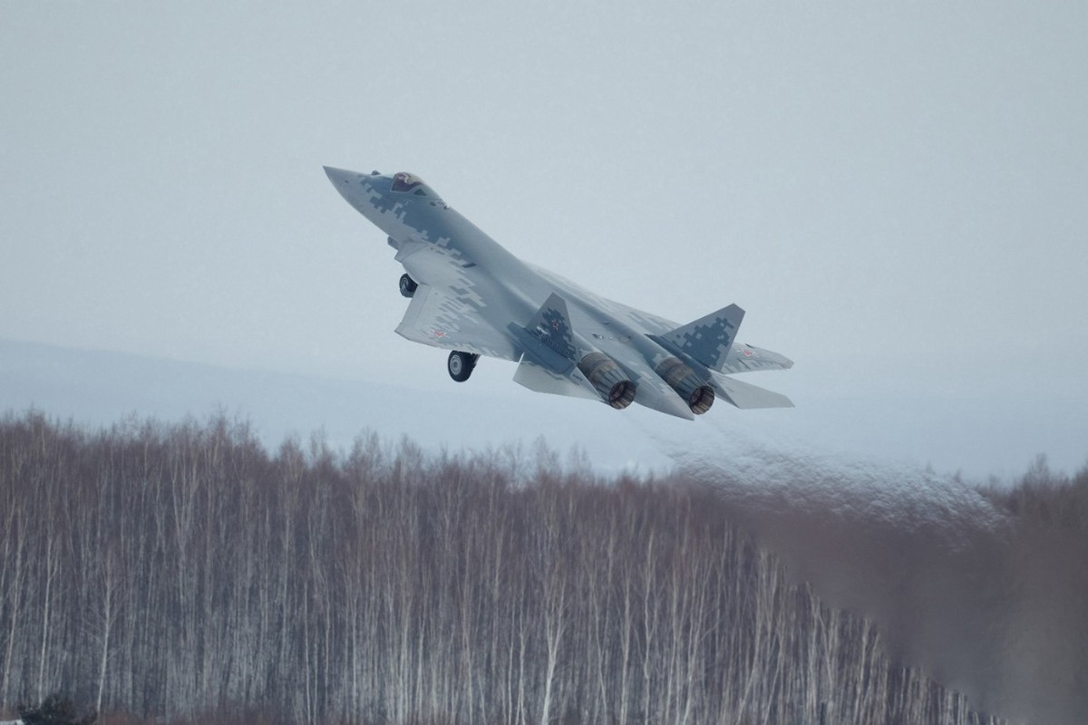 Сухой в остатке: почему взлет двухместного Су-57 – это фантастический прорыв