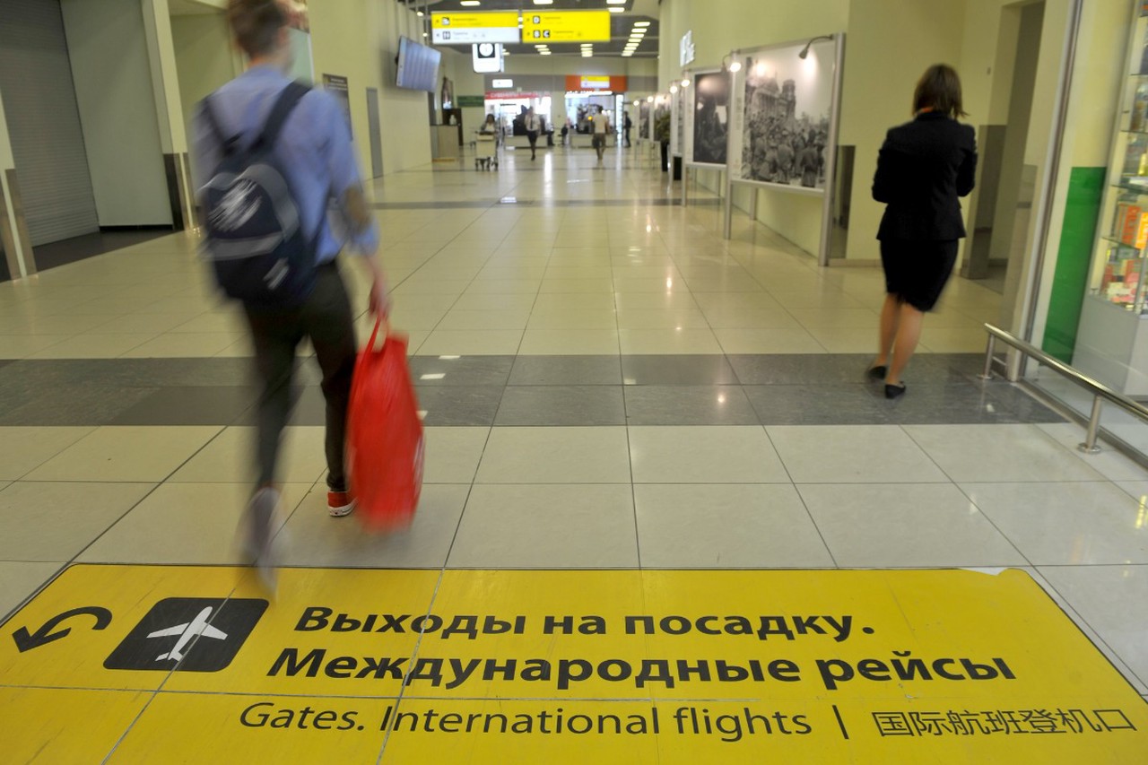 Кешбэк за детей, полеты по биометрии, отчеты за валюту: какие законы вступят в силу в июне 2026 года