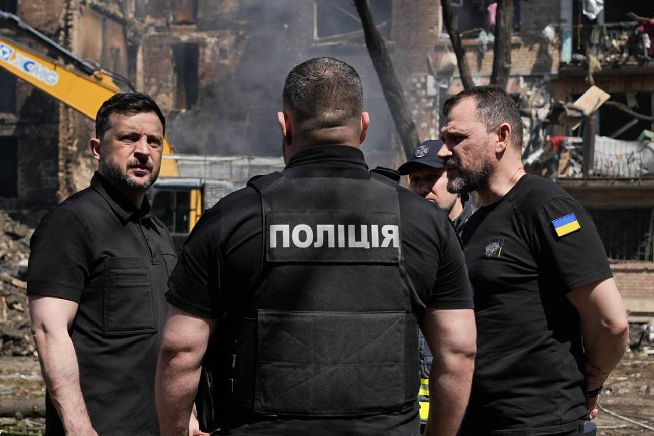 Россия наконец расчехлила «Орешник»: все цели, удар по бункеру Зеленского, истерика в Раде