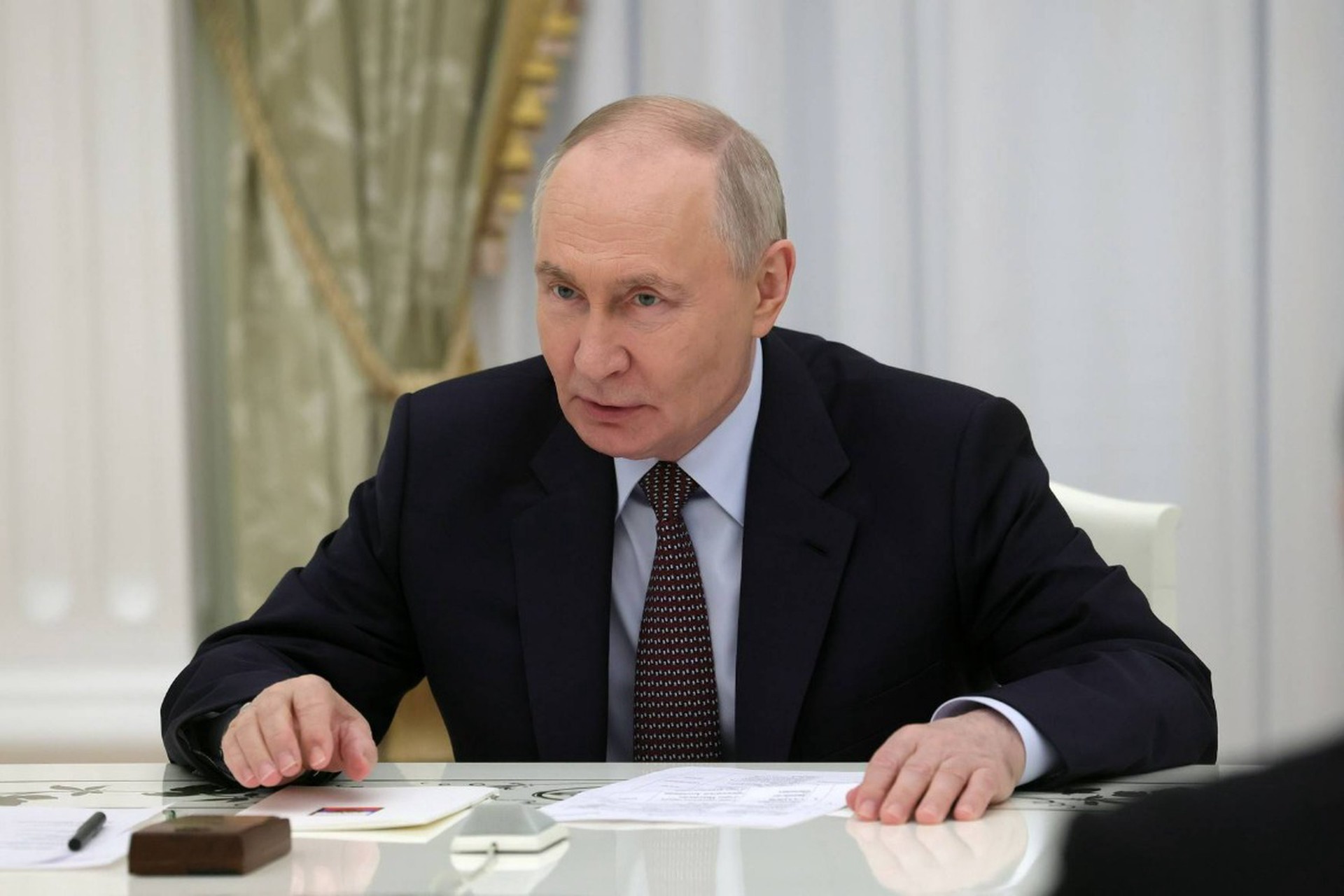 Путин уволил Гладкова и Богомаза: что известно, причины отставки, кто их заменит