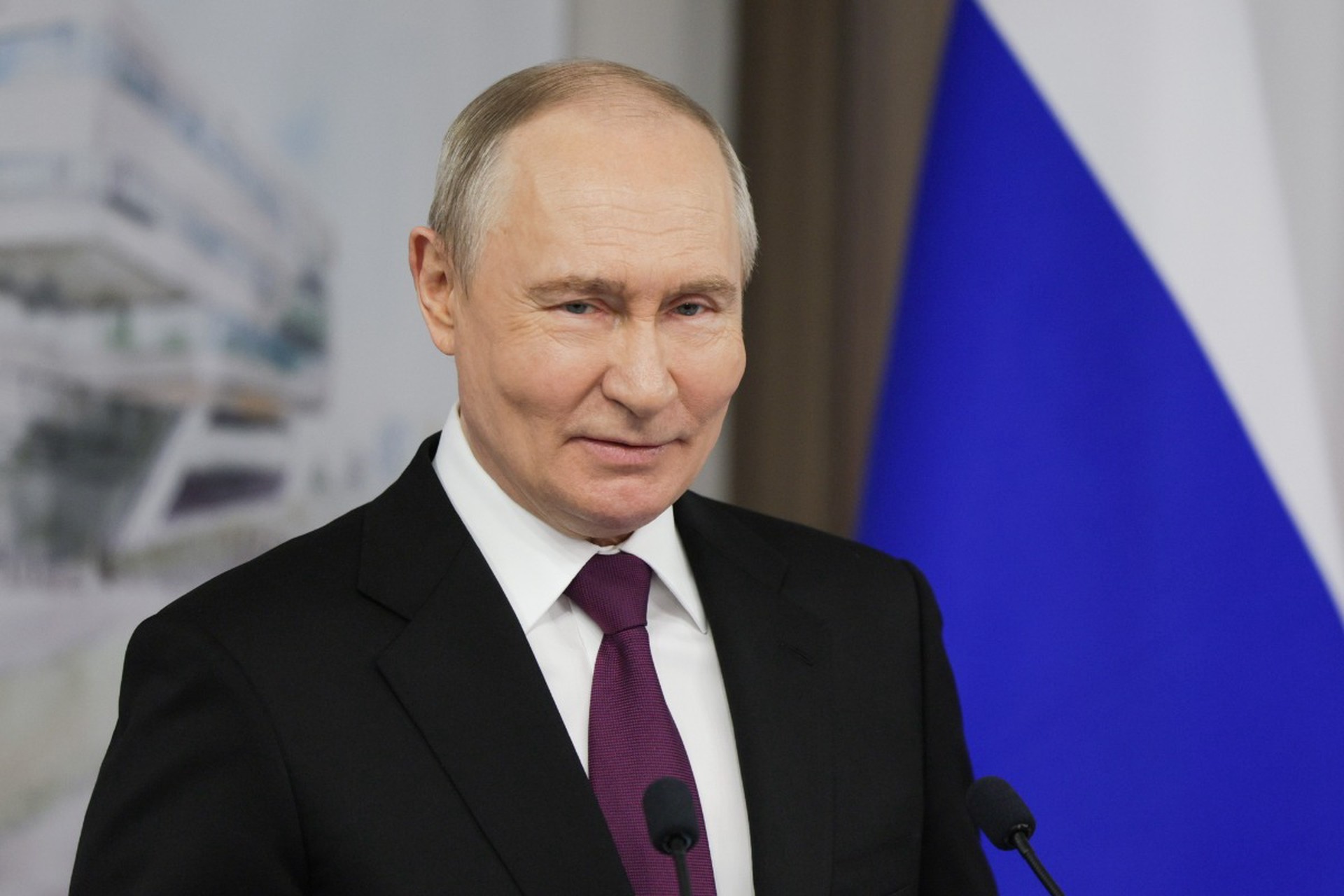 Путин объявил даты перемирия в честь Дня Победы