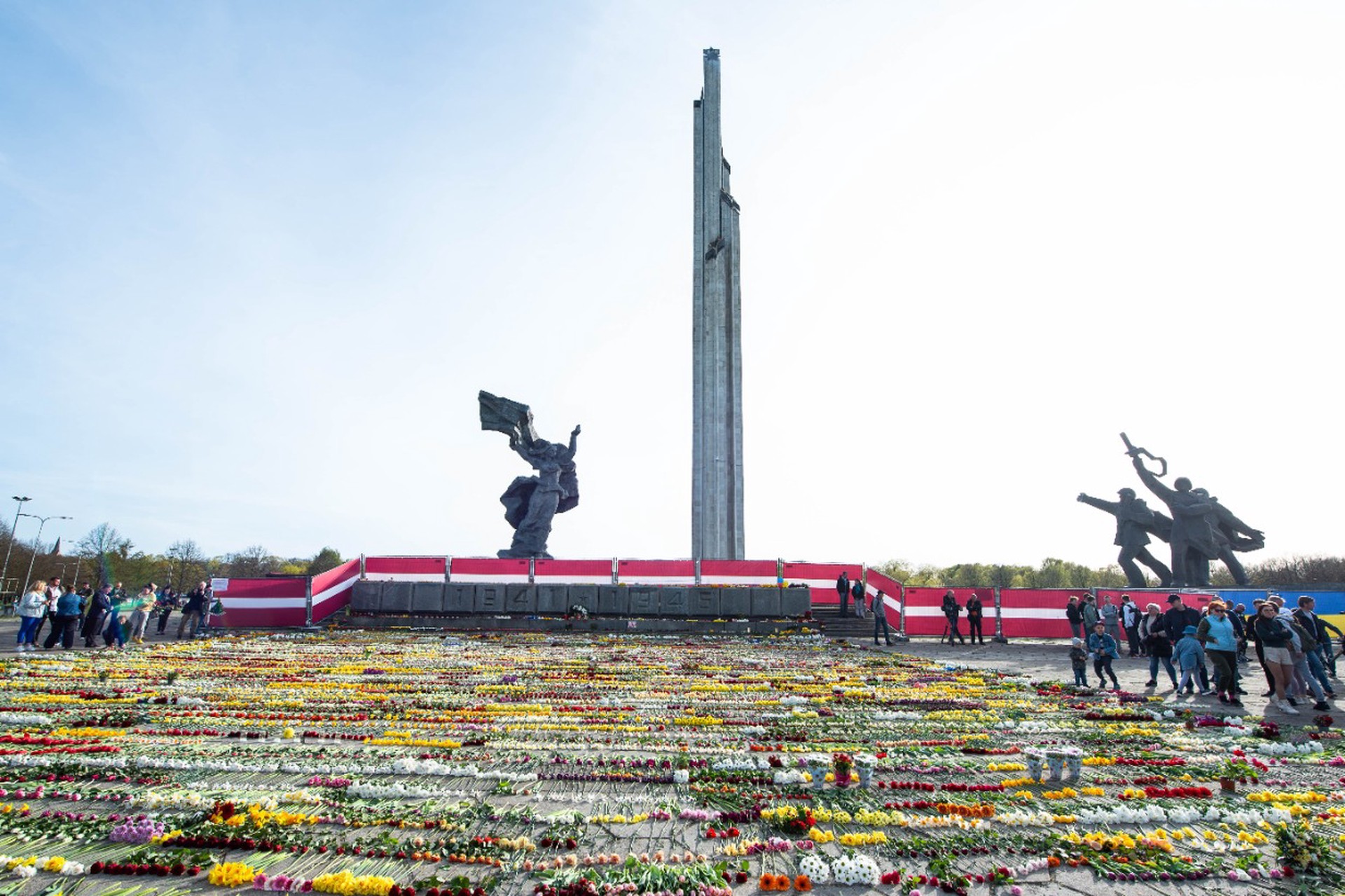 Рок истории: почему День Победы скоро вернется в Прибалтику
