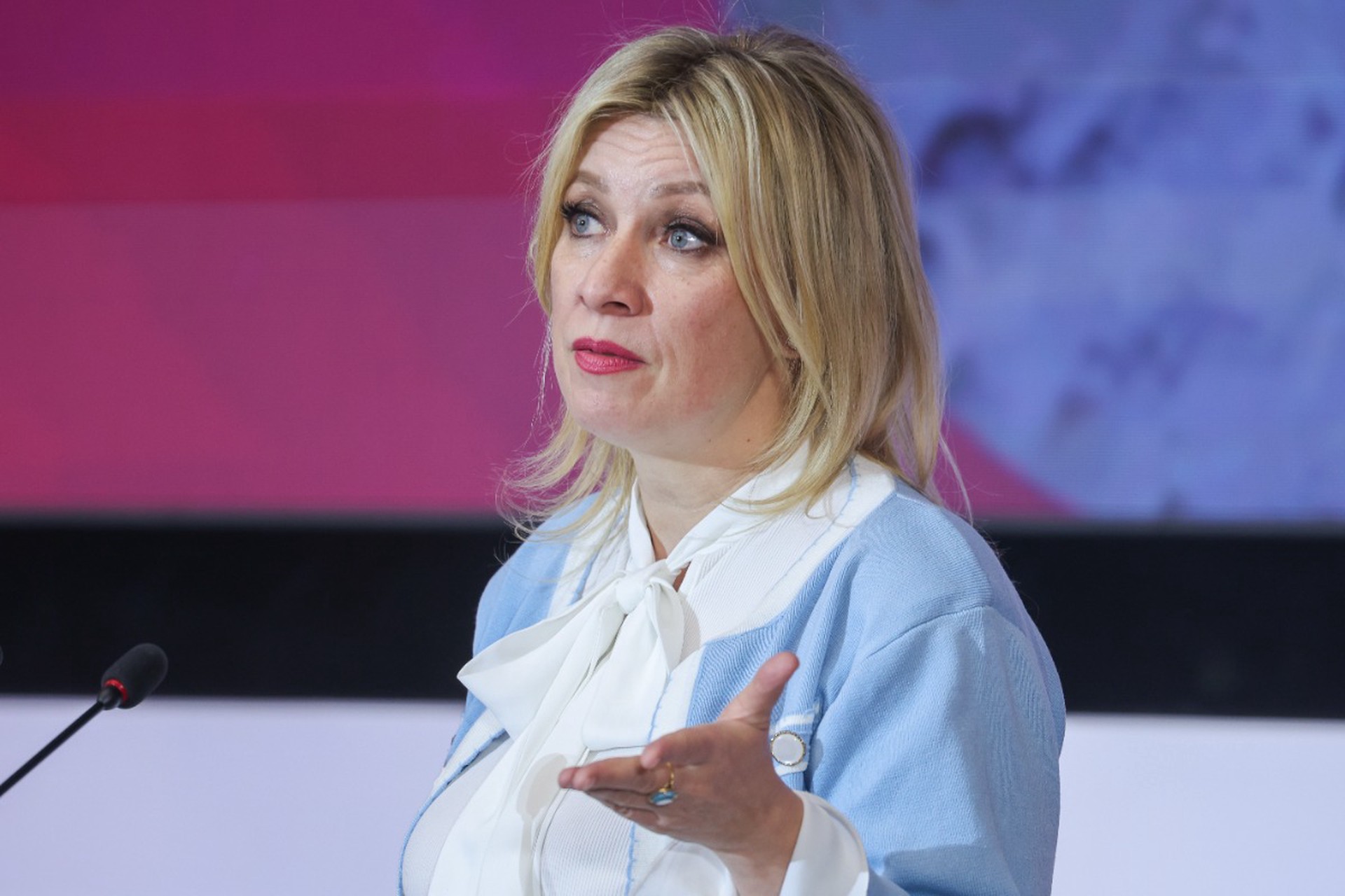 Захарова назвала удаление VK из App Store циничным актом цензуры