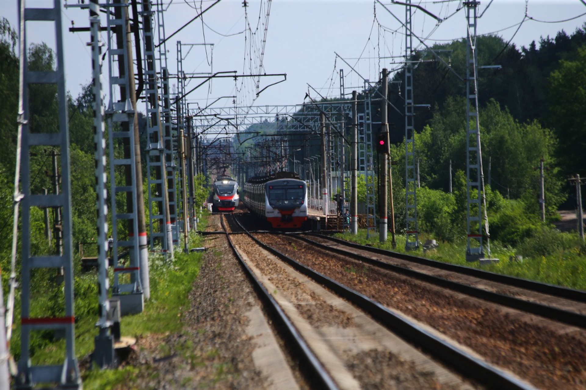 Электричка сошла с рельсов на железной дороге под Белгородом
