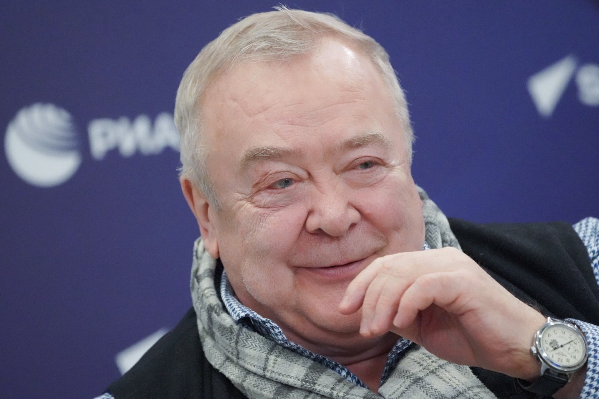 «Усатый нянь» опроверг информацию о плохом самочувствии