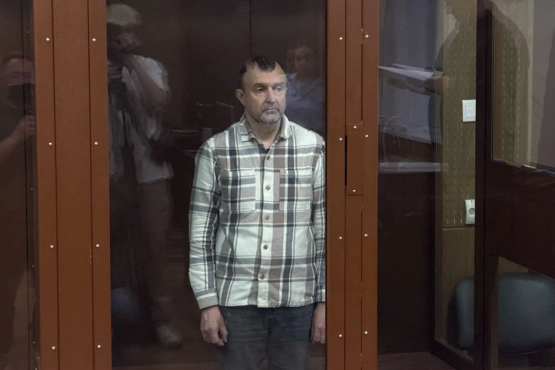 Суд арестовал продюсера Кувшинова по делу о мошенничестве и авторских правах