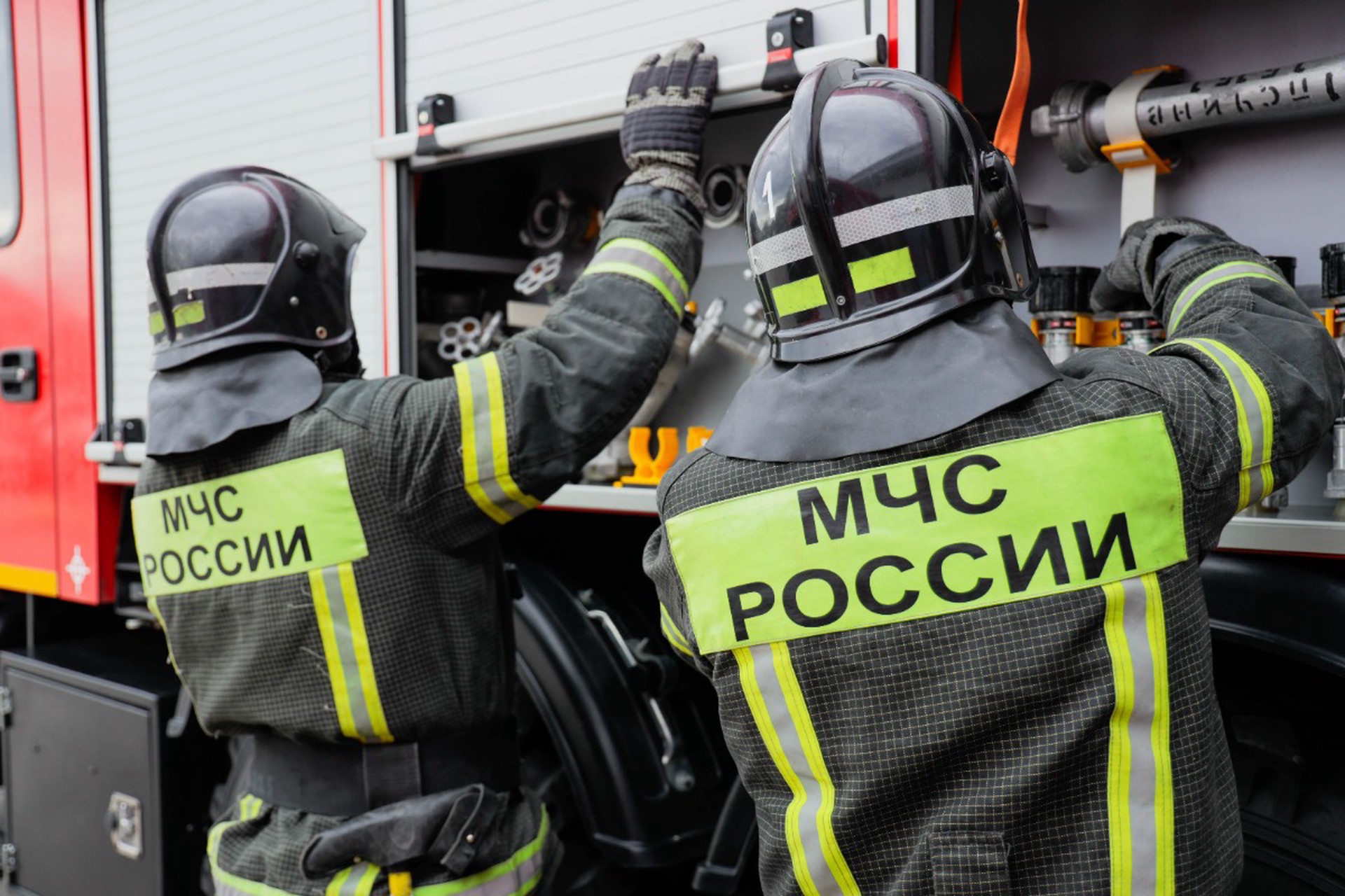 Двое взрослых и четверо детей погибли при пожаре в Омской области