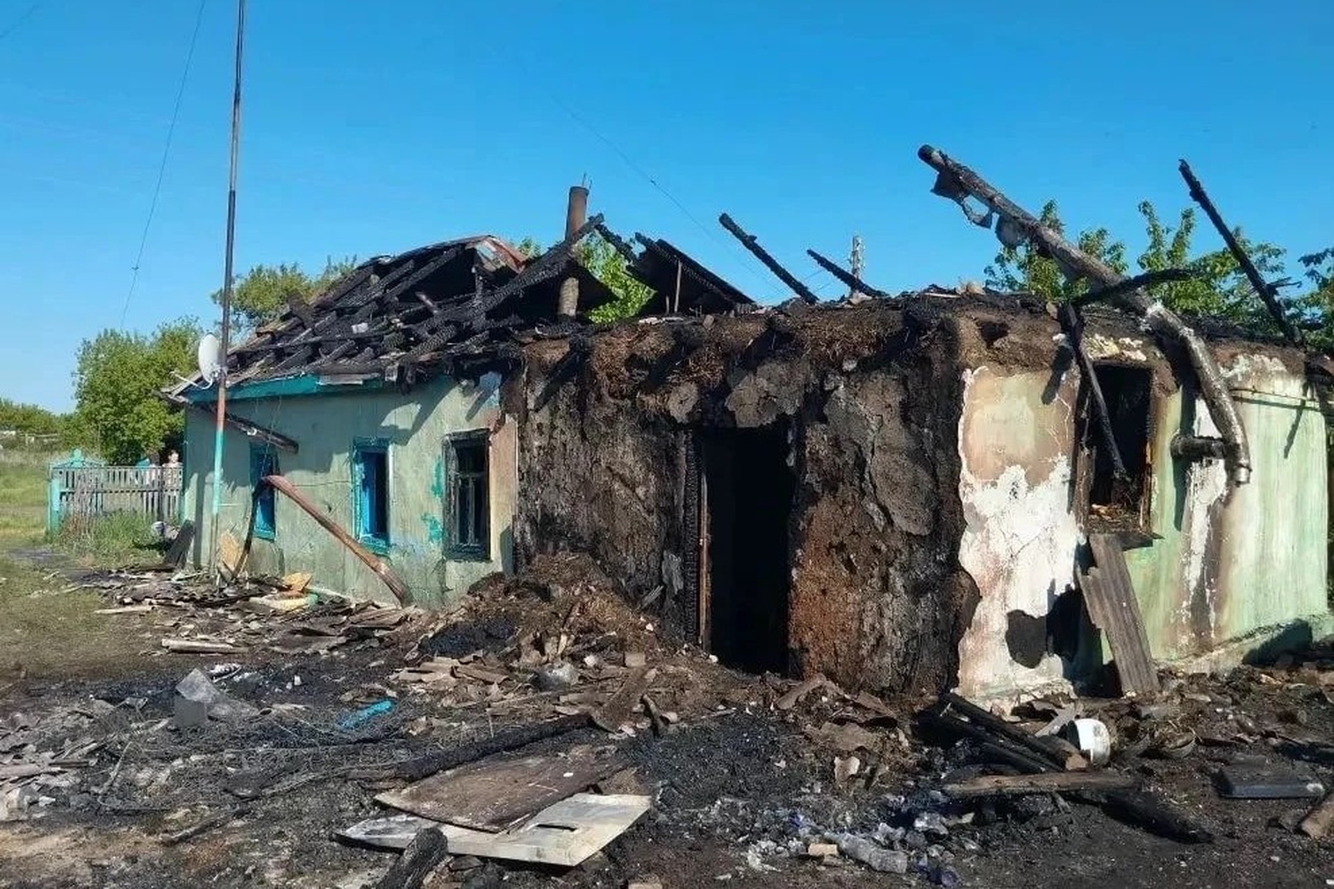 Отец сгоревших при пожаре в Омской области детей погиб на СВО