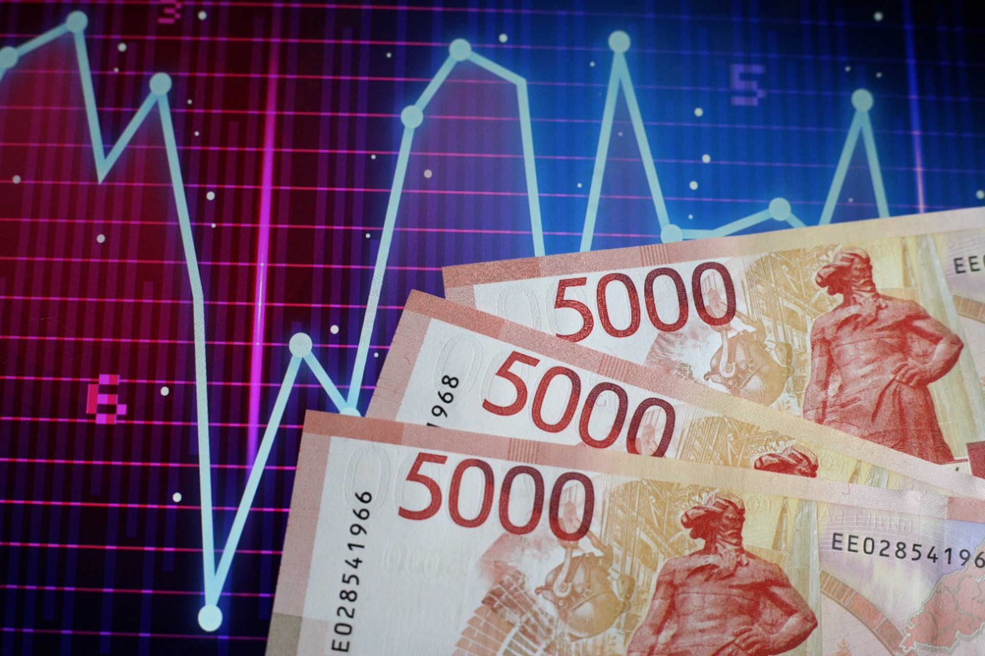 Путин: Инфляция в РФ к концу года приблизится к 5,2%