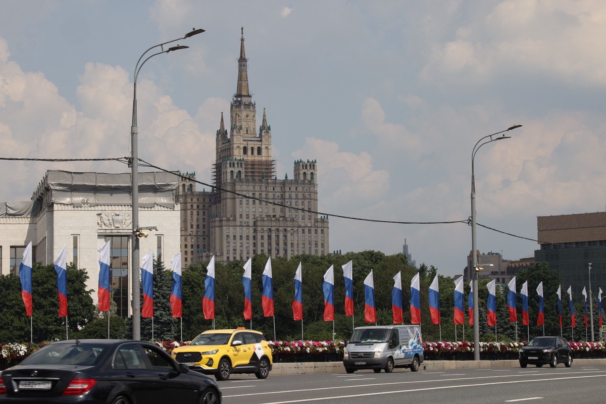 Почти две сотни дронов сбили над Москвой с начала суток
