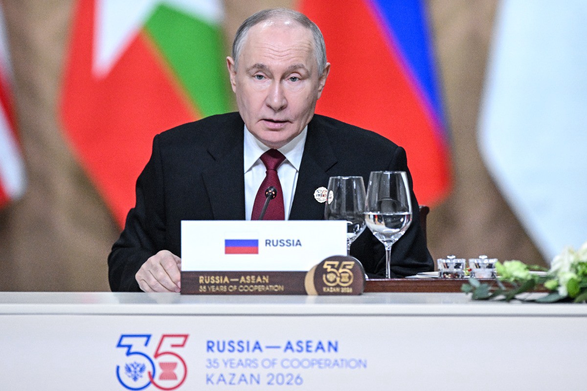 Сделка США с Ираном, война с долларом: главные заявления Путина на саммите АСЕАН