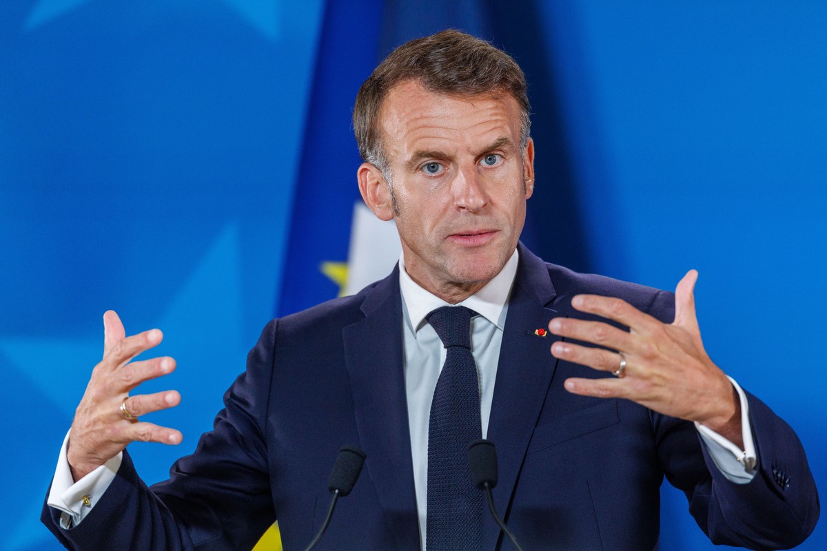 Макрон рассказал о готовности Трампа «сдать» Украину 
