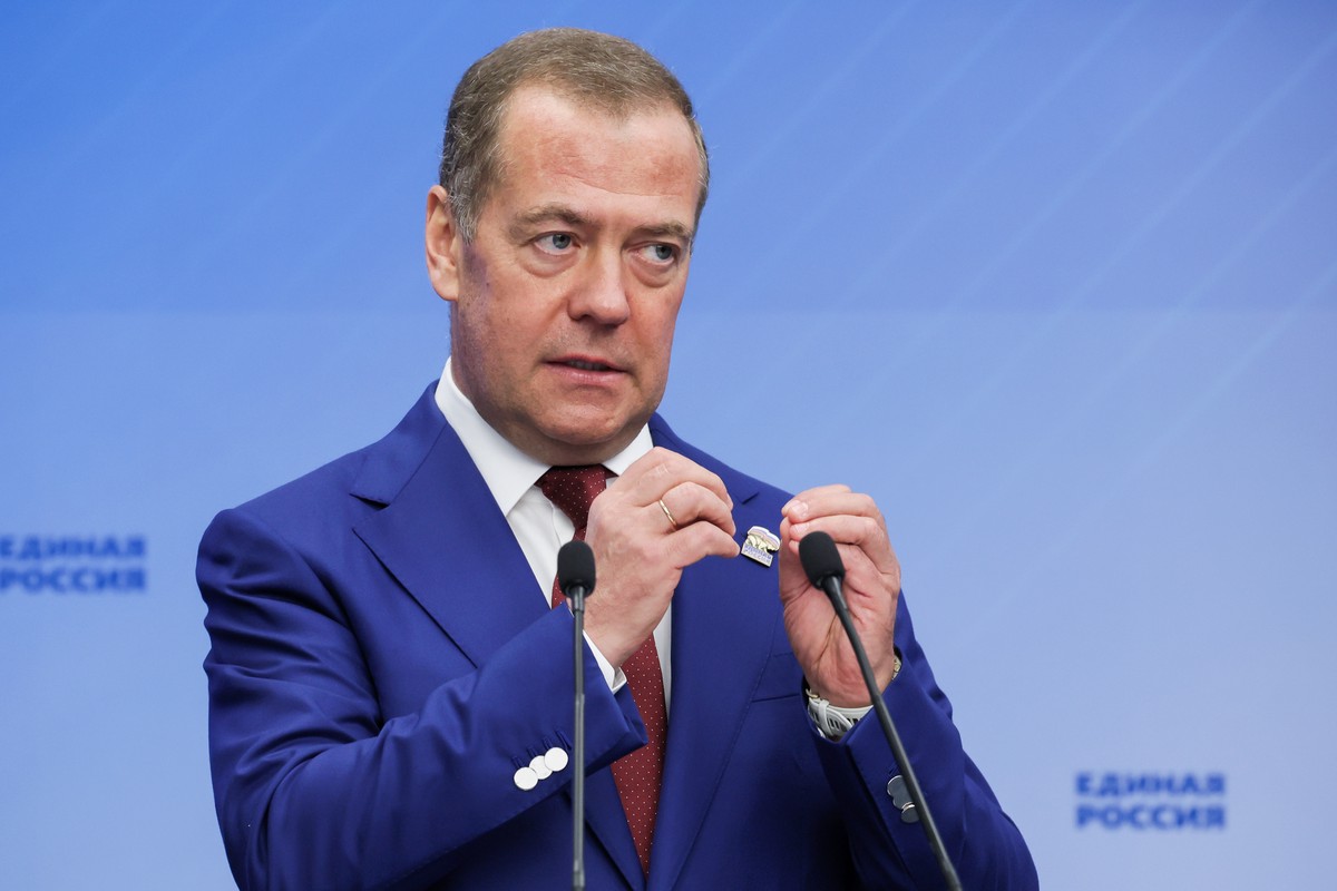 Медведев заявил, что правил против Киева больше быть не может