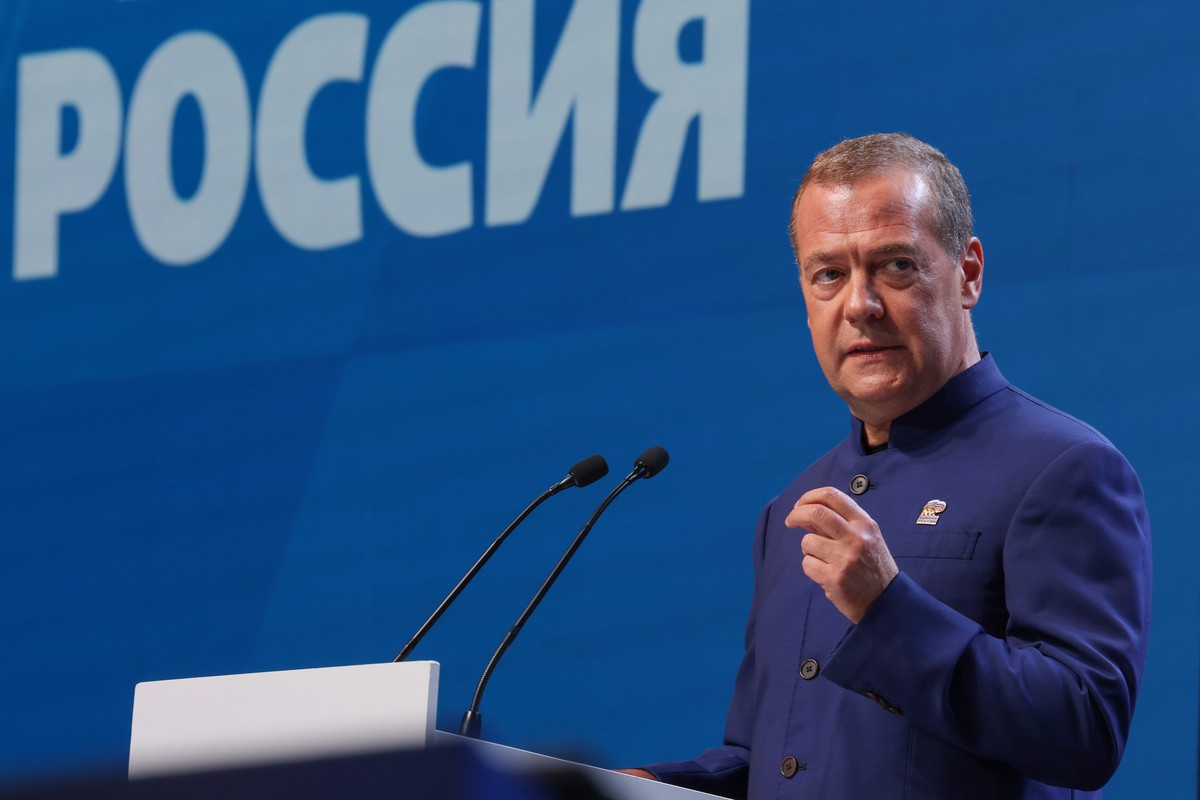 Медведев ответил на планы ЕС создать лагеря для российских пленных 